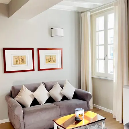 Garibaldi Apartment
